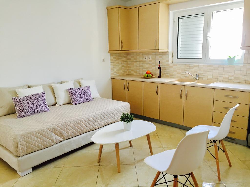 Sea And Sun Apartments Sarande Ngoại thất bức ảnh