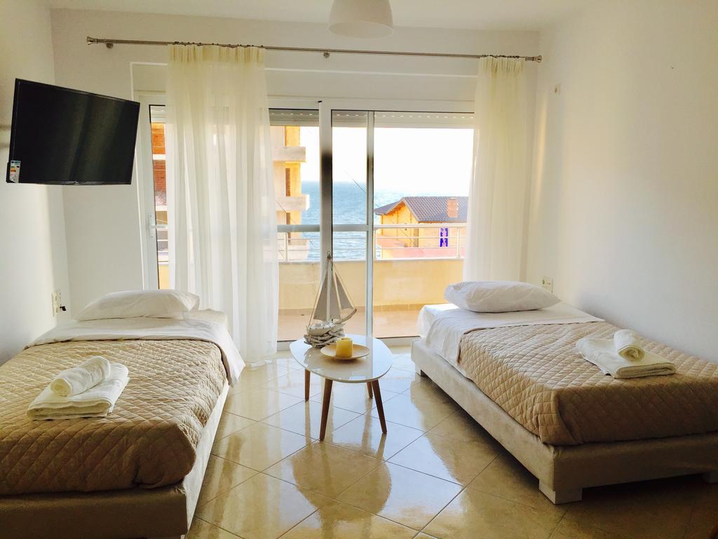 Sea And Sun Apartments Sarande Phòng bức ảnh