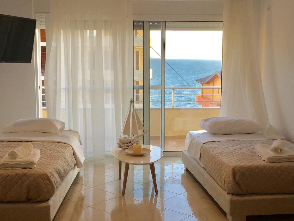 Sea And Sun Apartments Sarande Phòng bức ảnh